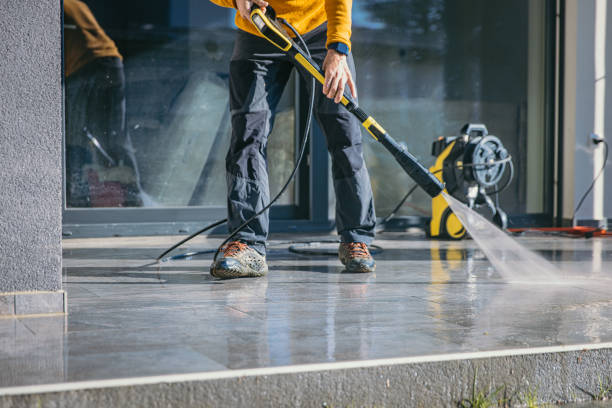 Best Deck Cleaning Services  in Meridian Hills, IN